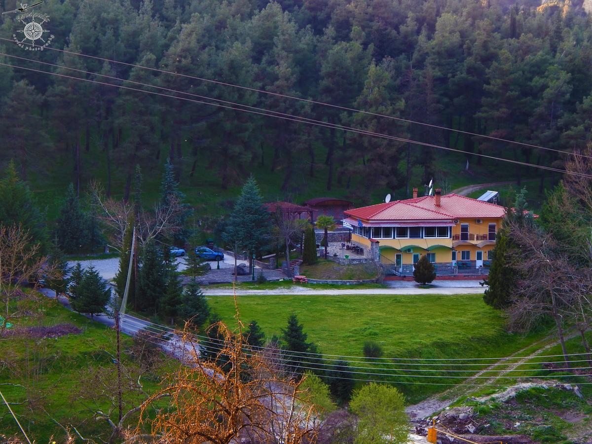 River Side Rooms Elassona Экстерьер фото